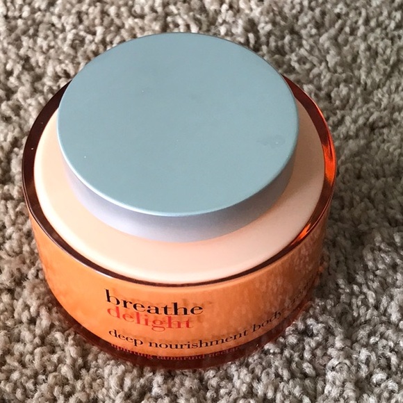 Breathe Delight body cream - Picture 3 of 5